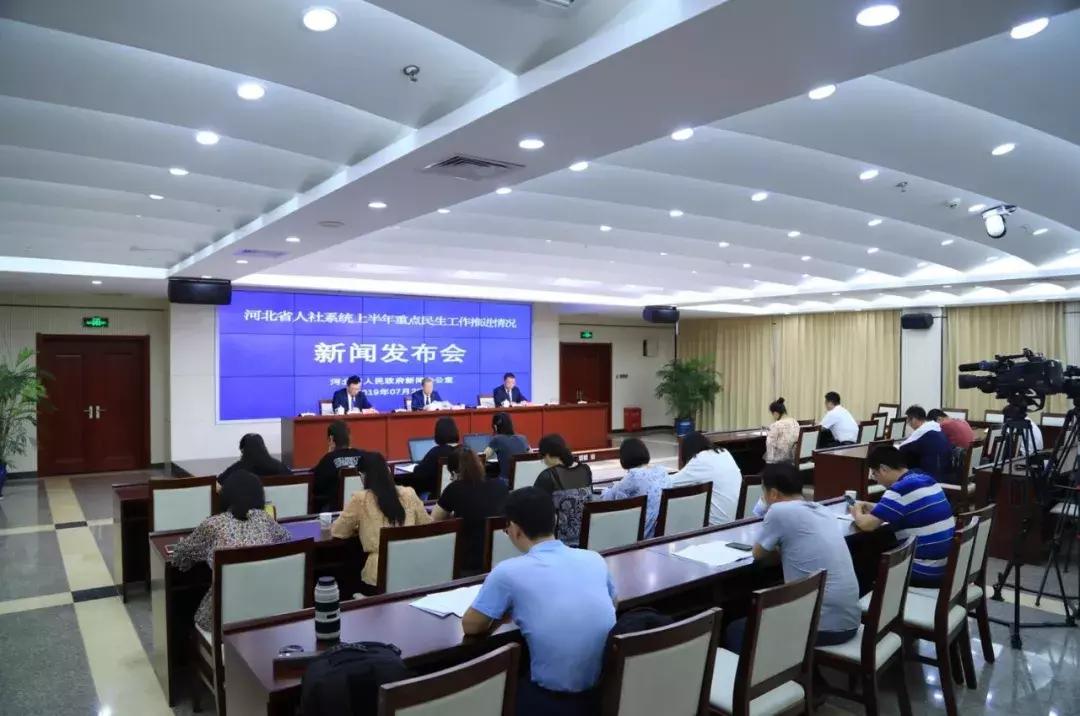 史诗级（欧冠小组赛}布隆迪、阿尔及利亚第三节赛事比分-权威解读